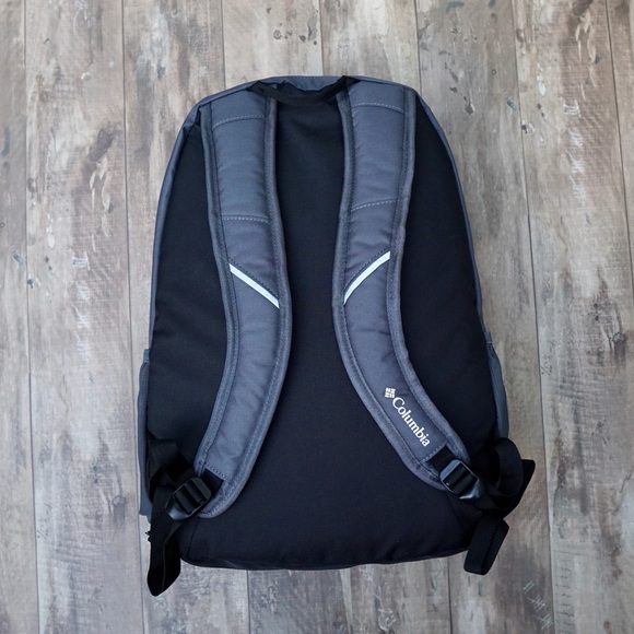 columbia trails edge pack
